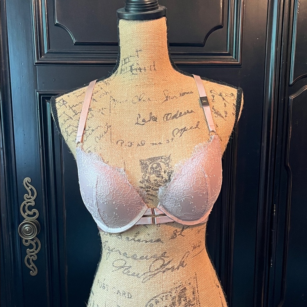 Victoria's Secret Blush Lace Bra